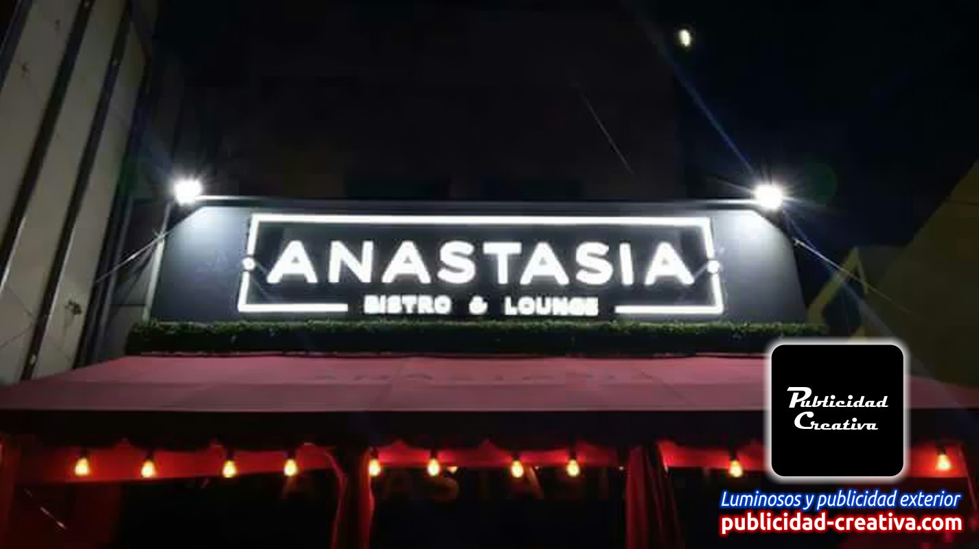 Anuncios luminosos para negocios - Publicidad Creativa